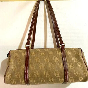 Dooney Bourke BD signature print canvas shoulder handbag